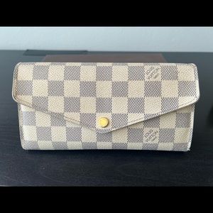 Authentic Louis Vuitton Sarah Damier Azur wallet